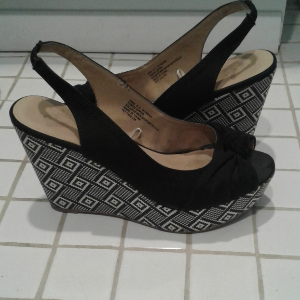 Adorable Wedges
